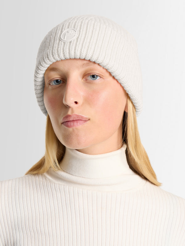 BONNET KNIT BEANIE