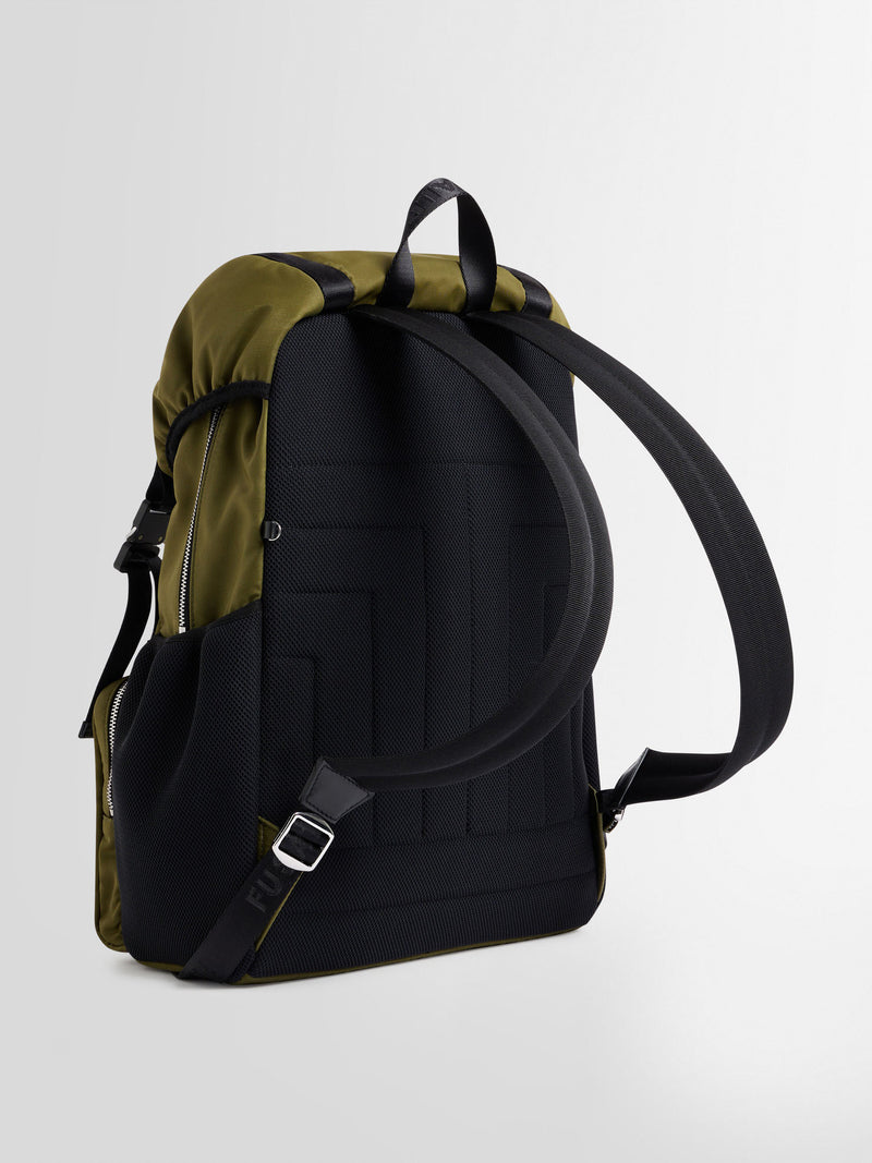 BACKPACK TECH BACKPACK