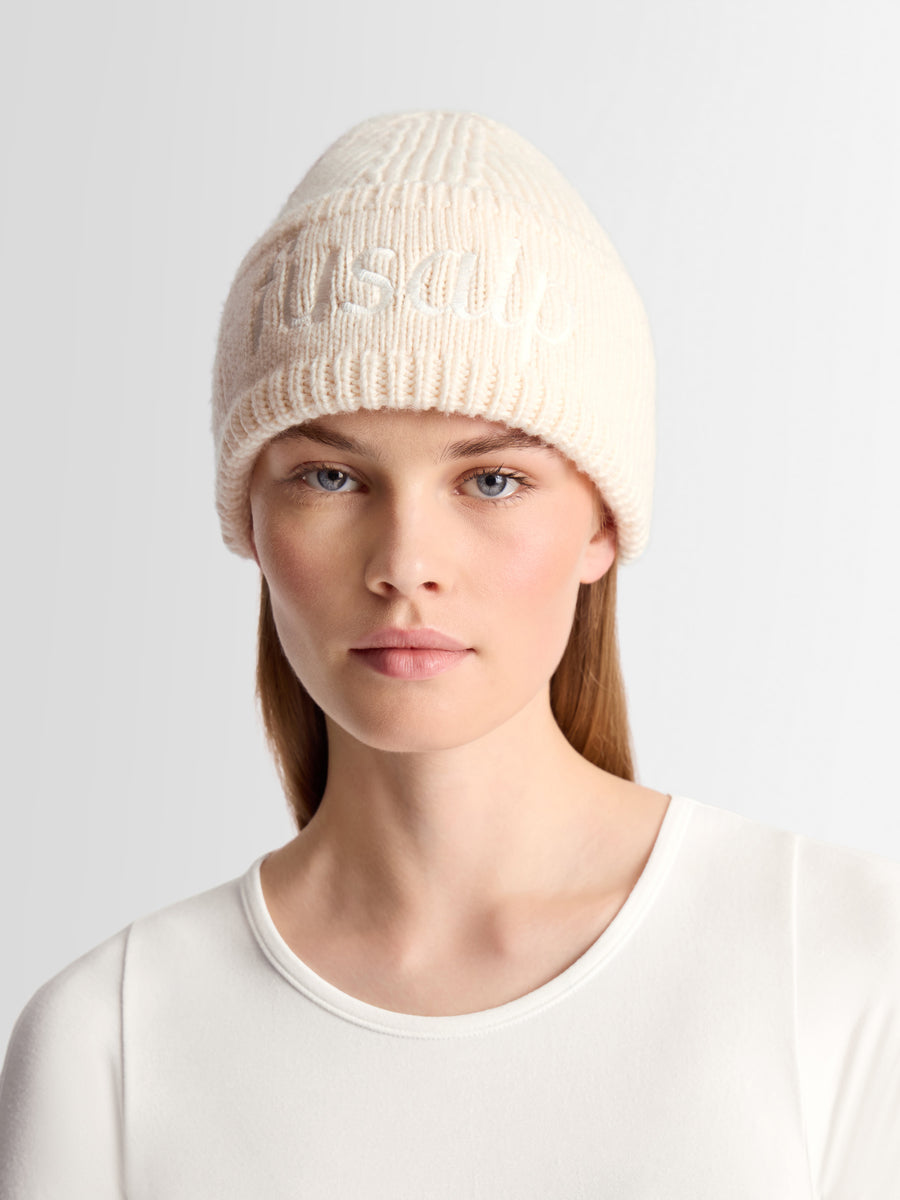 BONNET KNIT