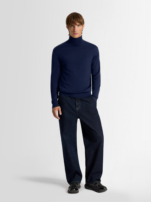 LARYAN SWEATER