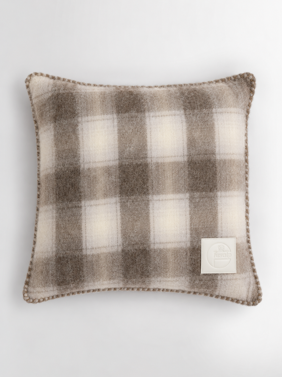 CHECK PILLOW