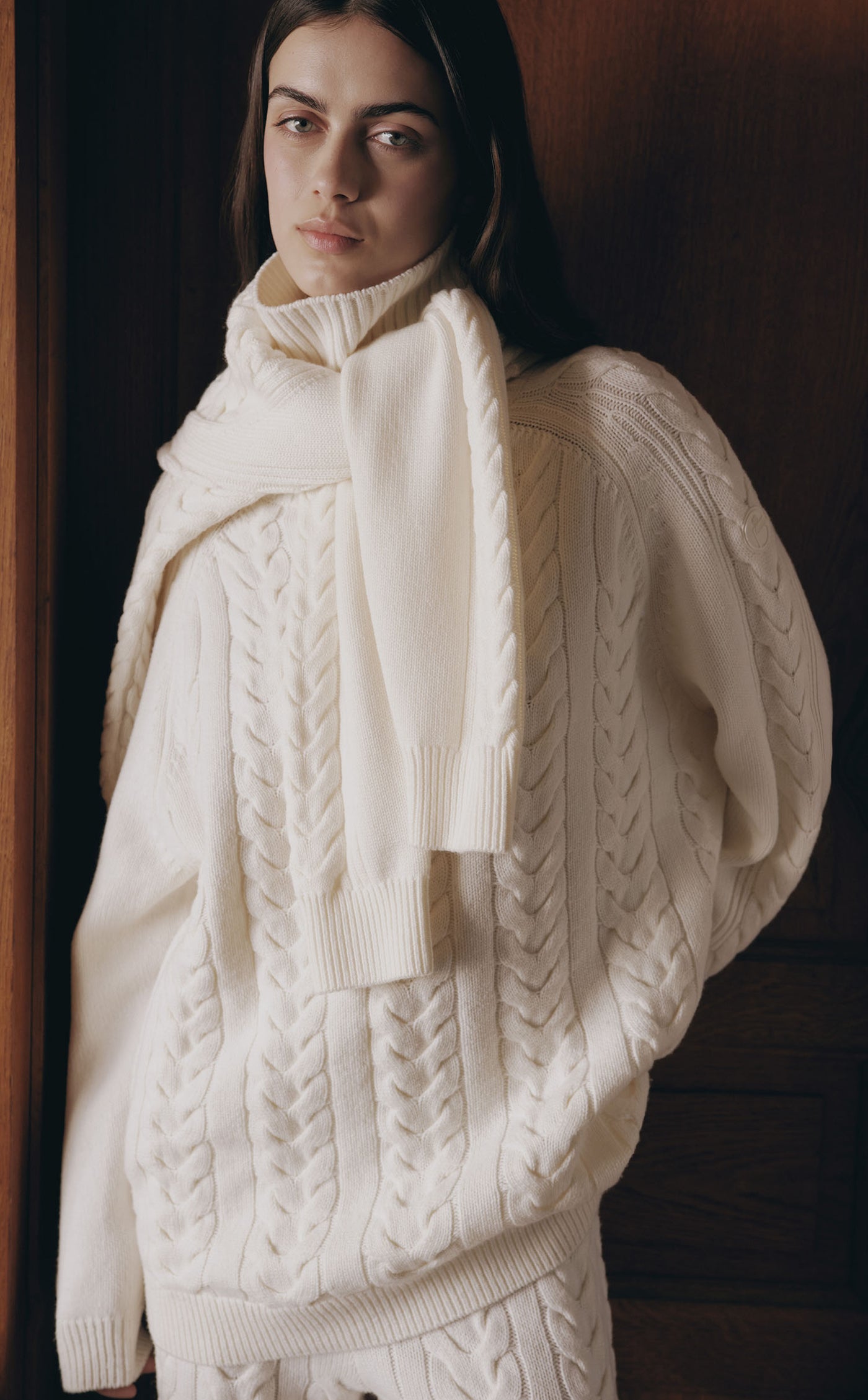 PULL ELWENA