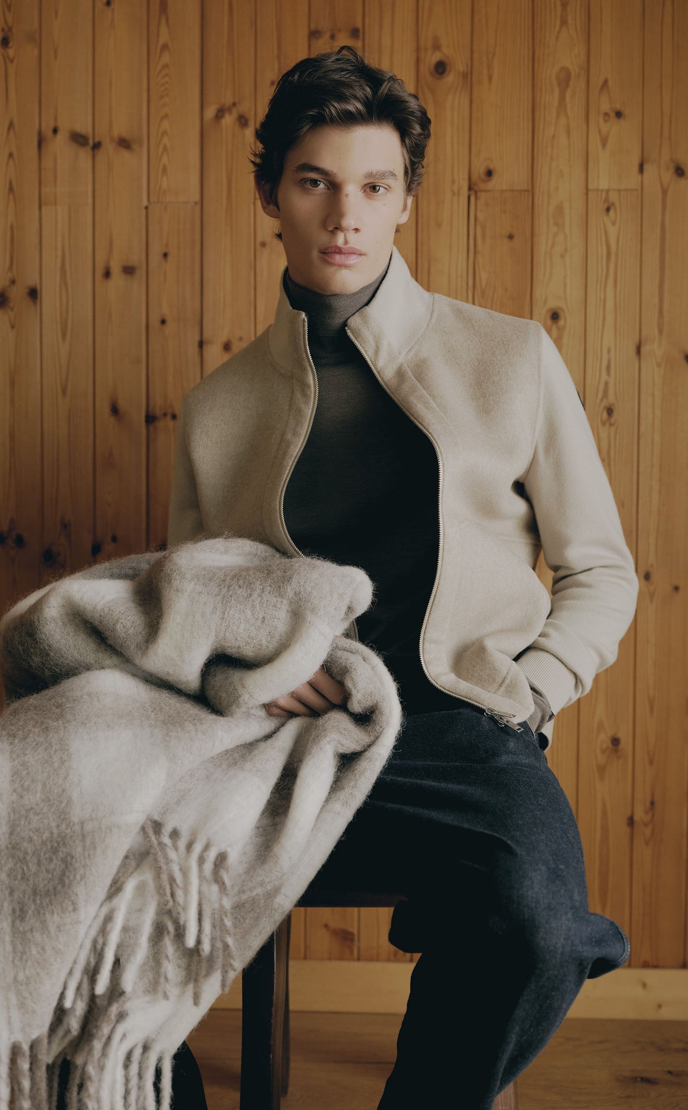 THERNIS JACKET