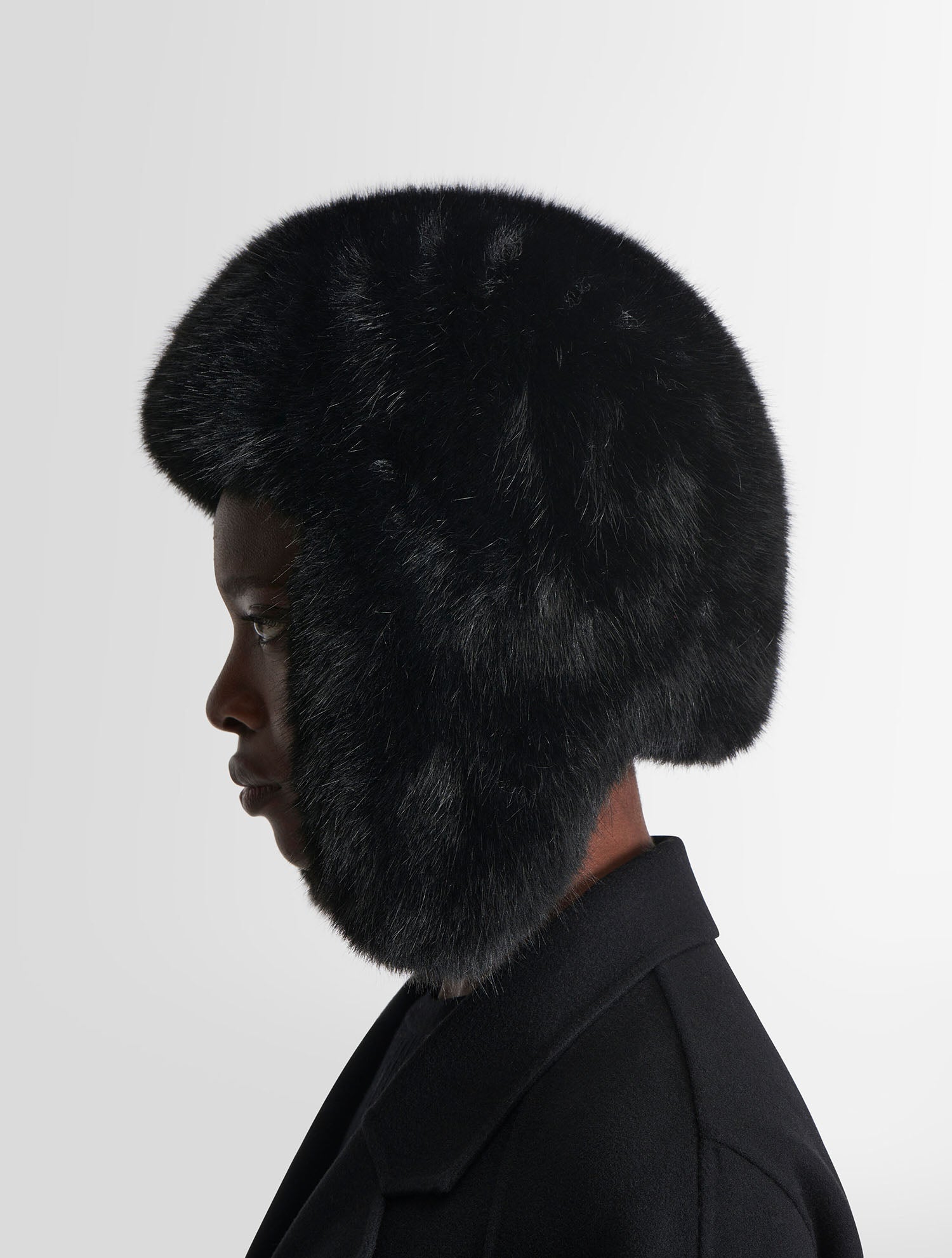 Artic faux fur chapka lined in technical material | Fusalp
