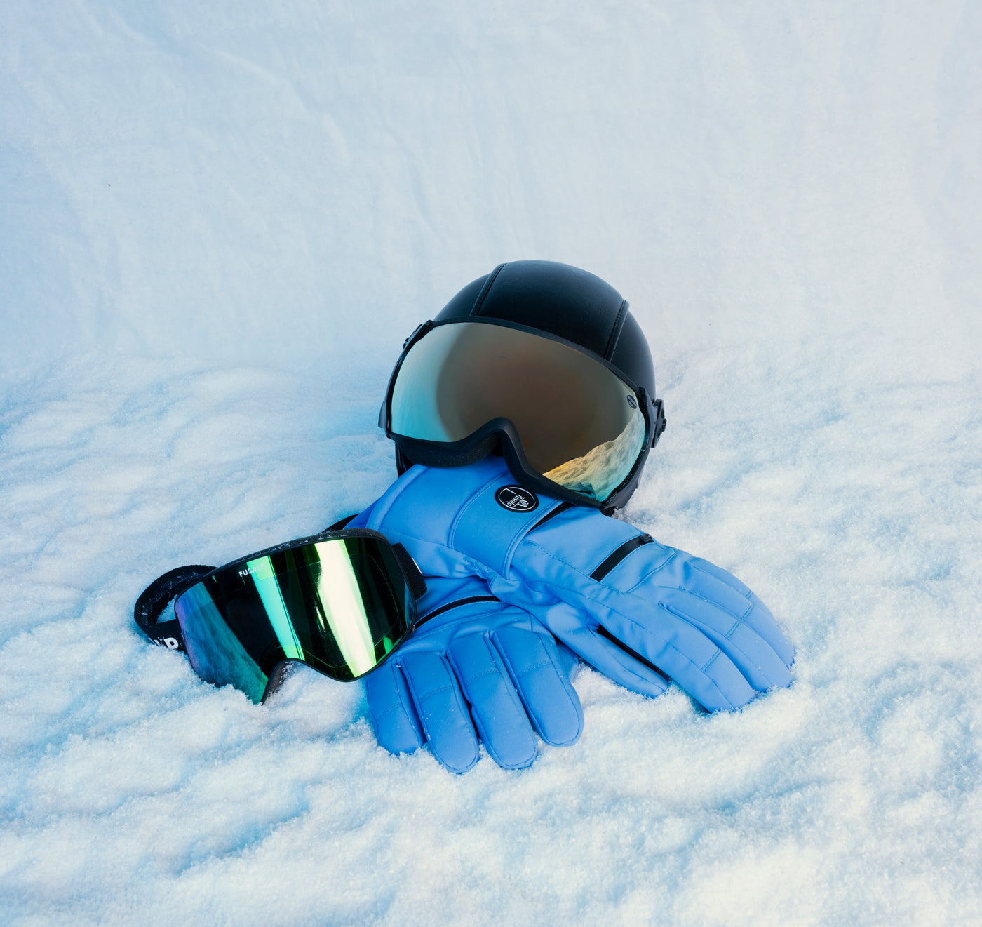 SKI ACCESSORIES