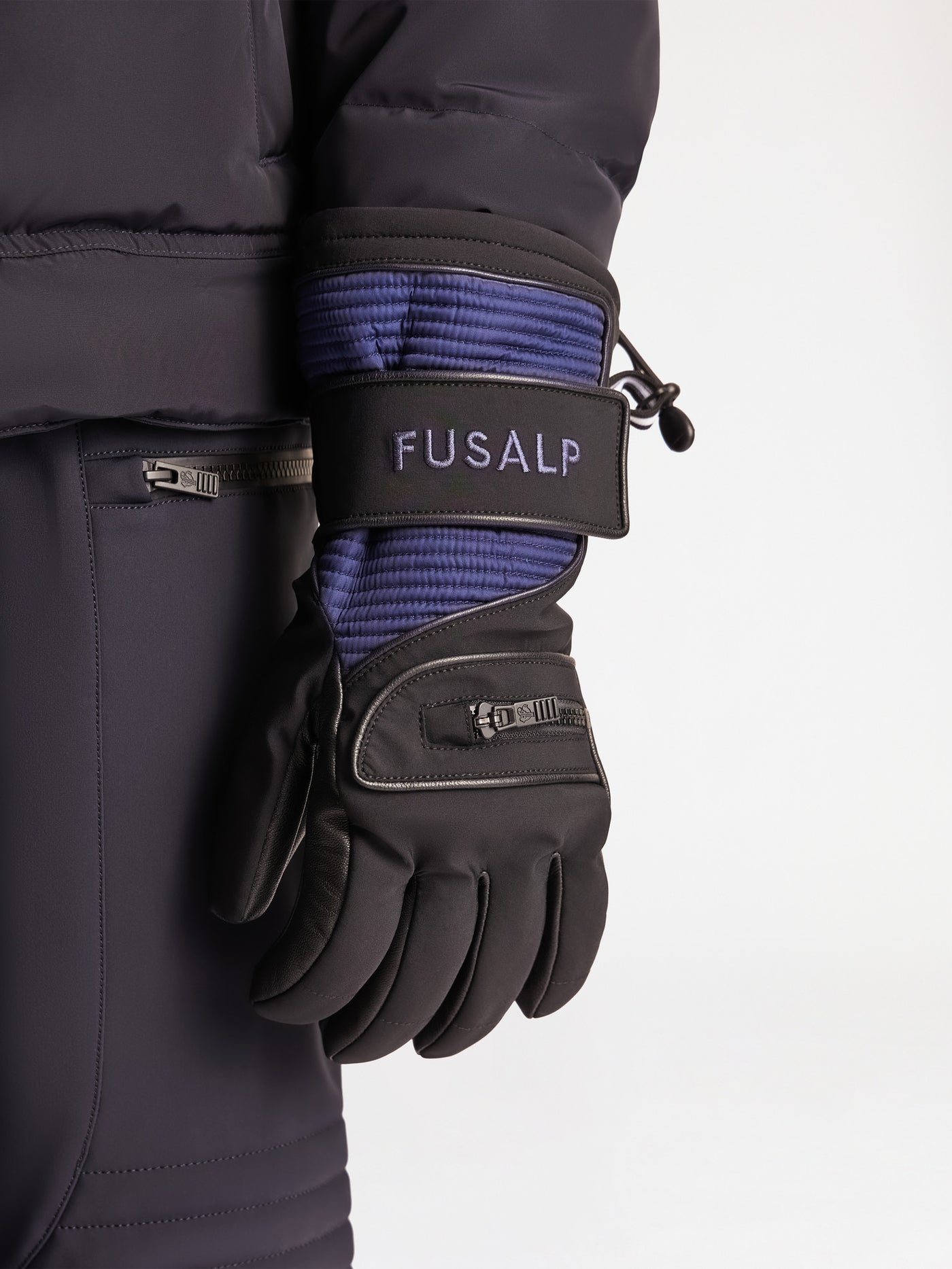 SLALOM GLOVE GLOVES