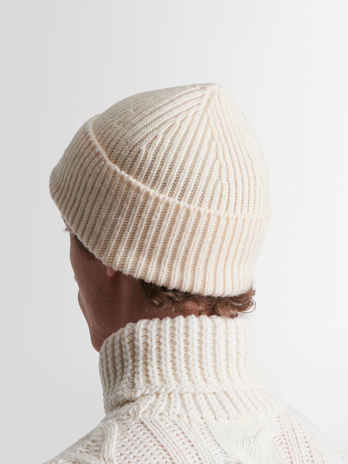 KNIT BEANIE