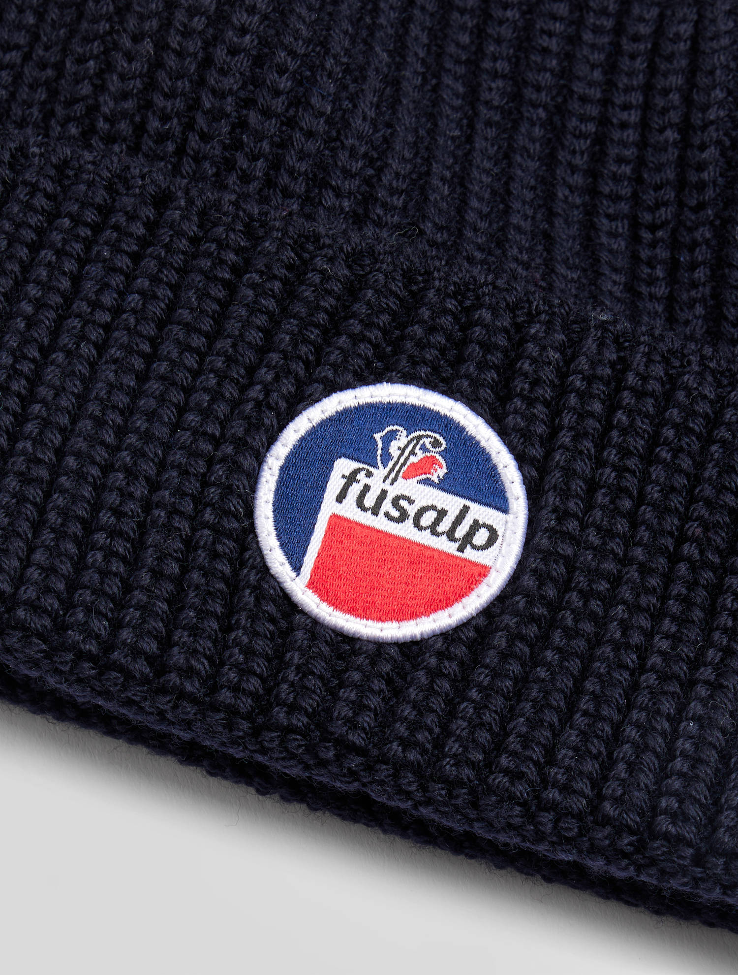 Cosmic dark blue beanie | Fusalp