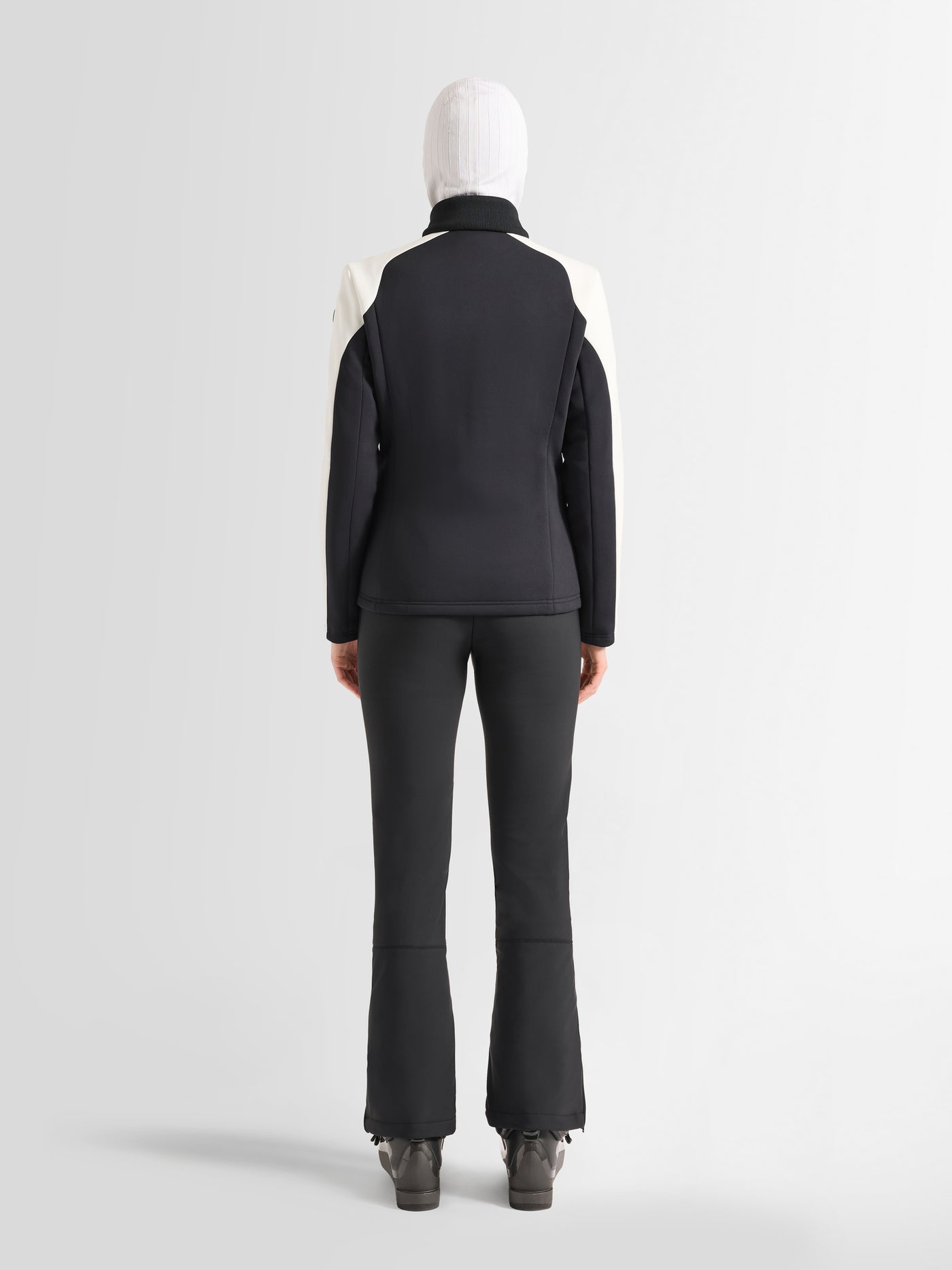 ILAM LIGHTWEIGHT JACKET