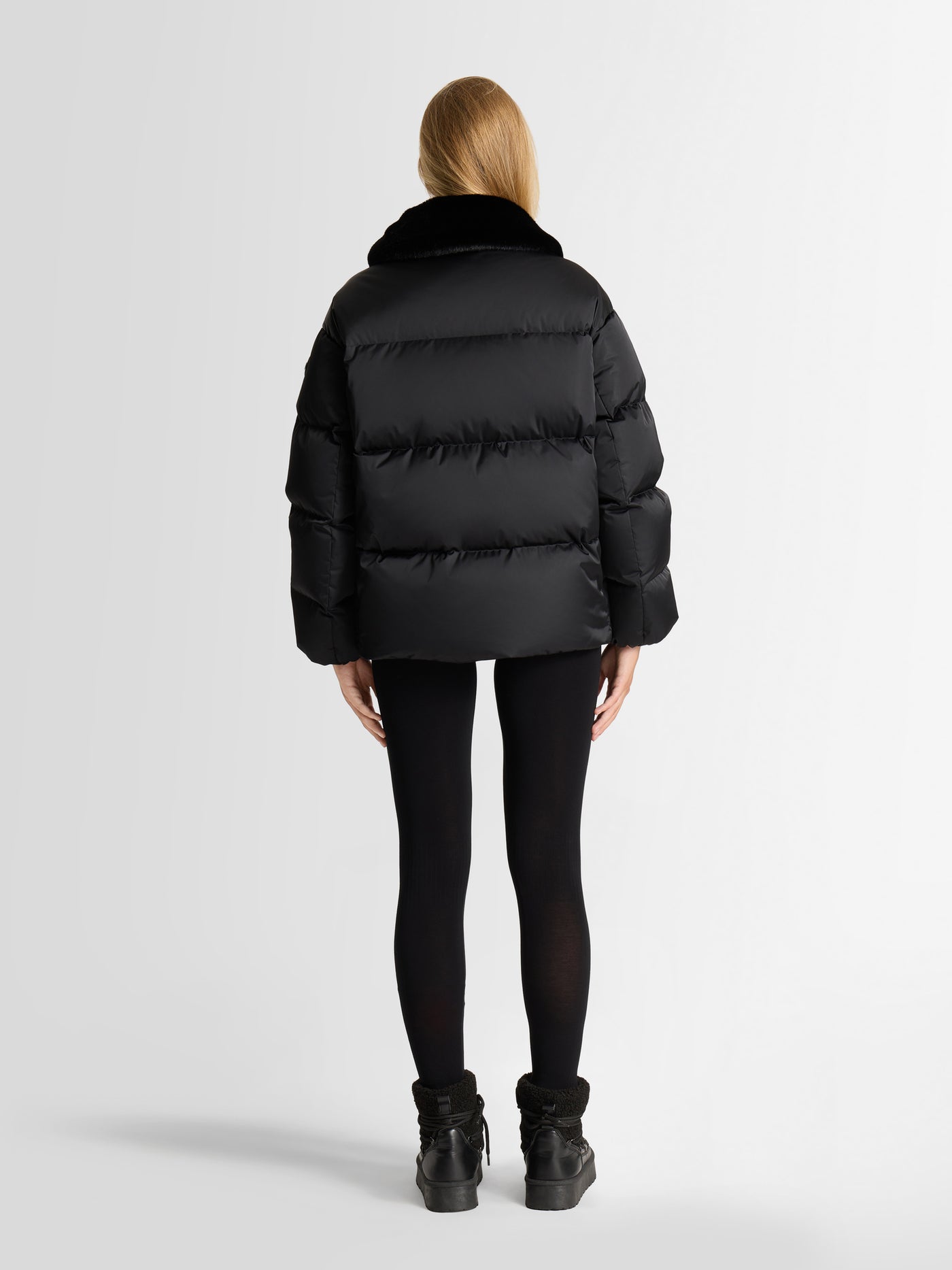 IWAGA DOWN JACKET