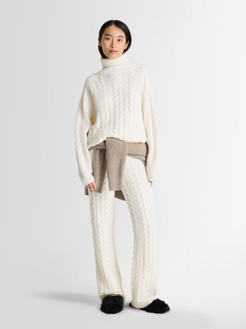 ELWENA SWEATER