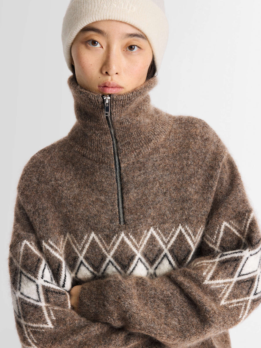 PULL MIREVA