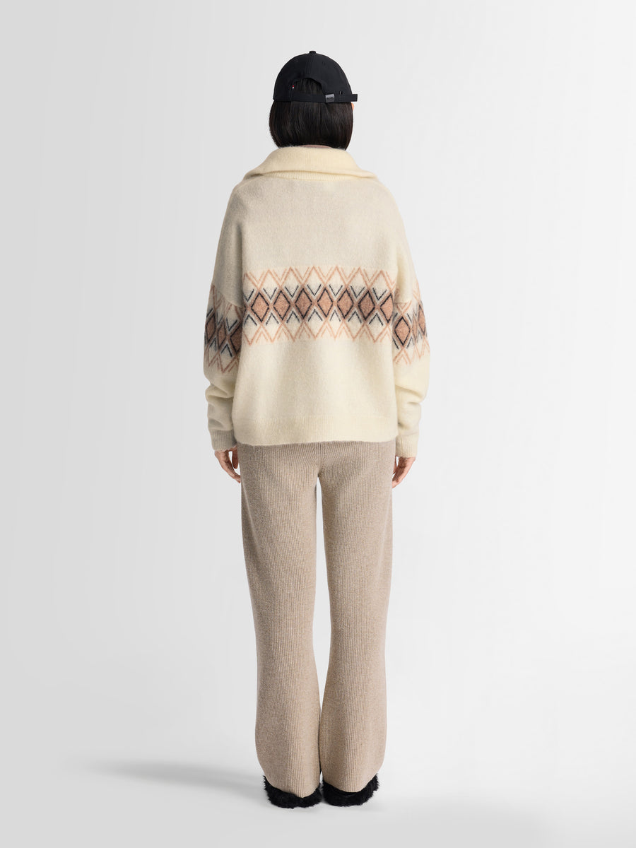 PULL MIREVA