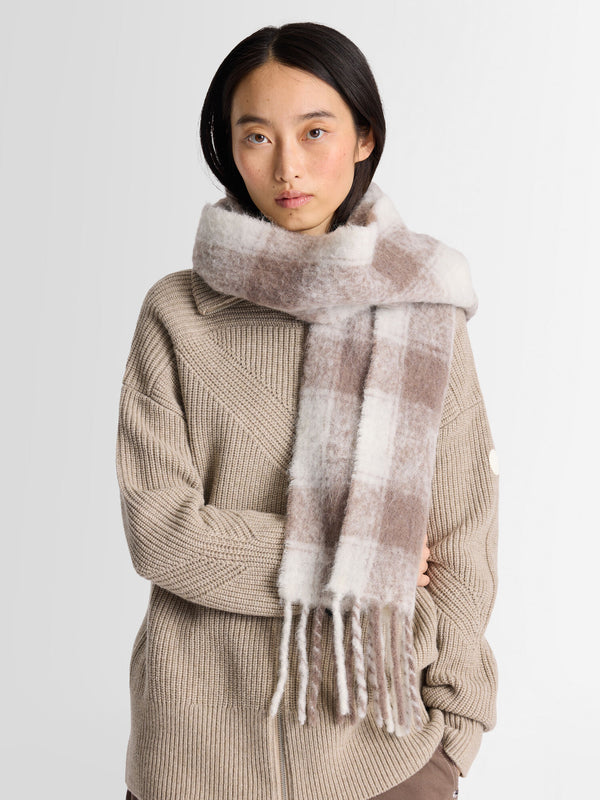 CHECK SCARVE