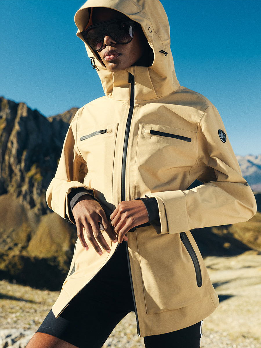 Coats, jackets and blousons