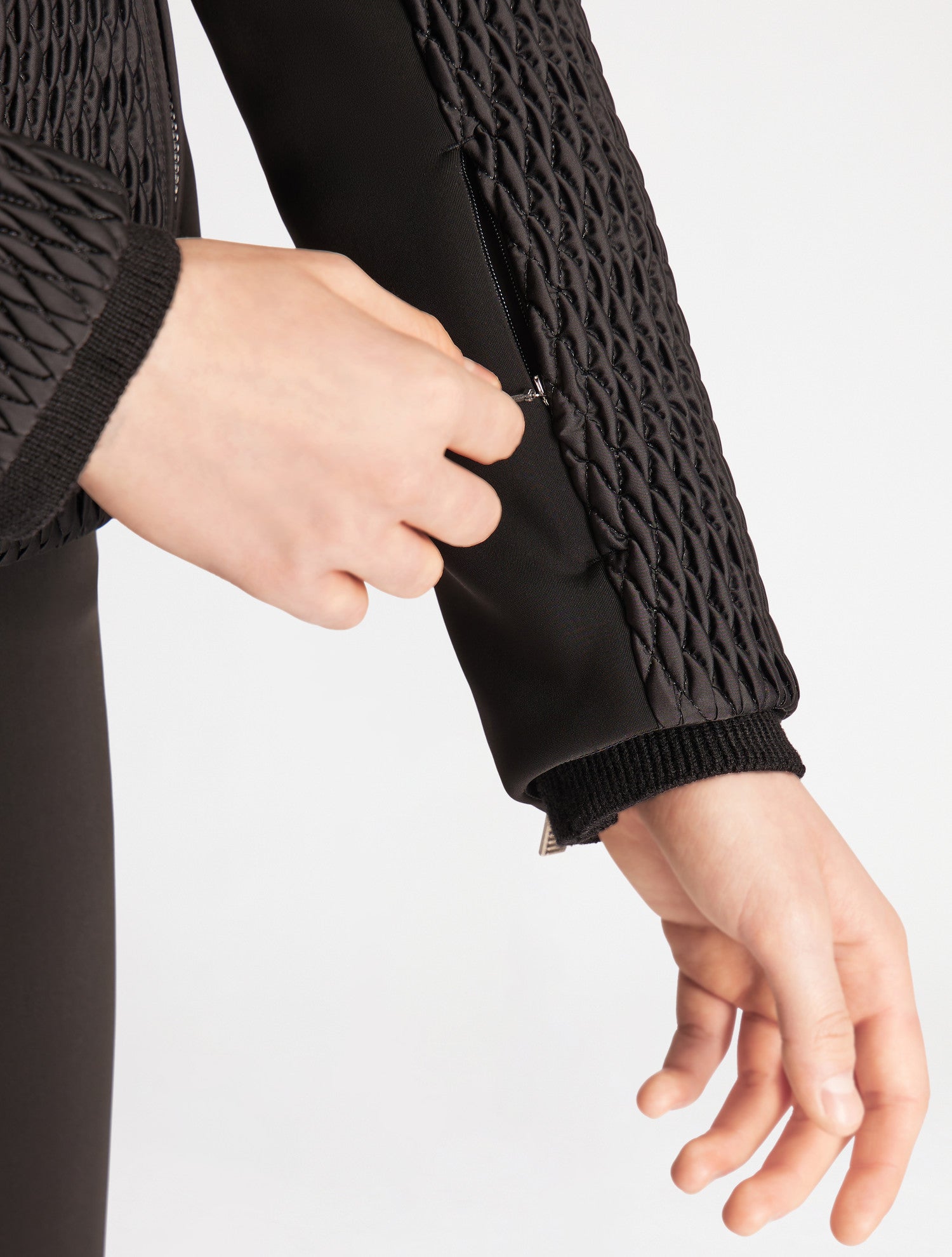 Montana ski jacket with diamond smock | Fusalp