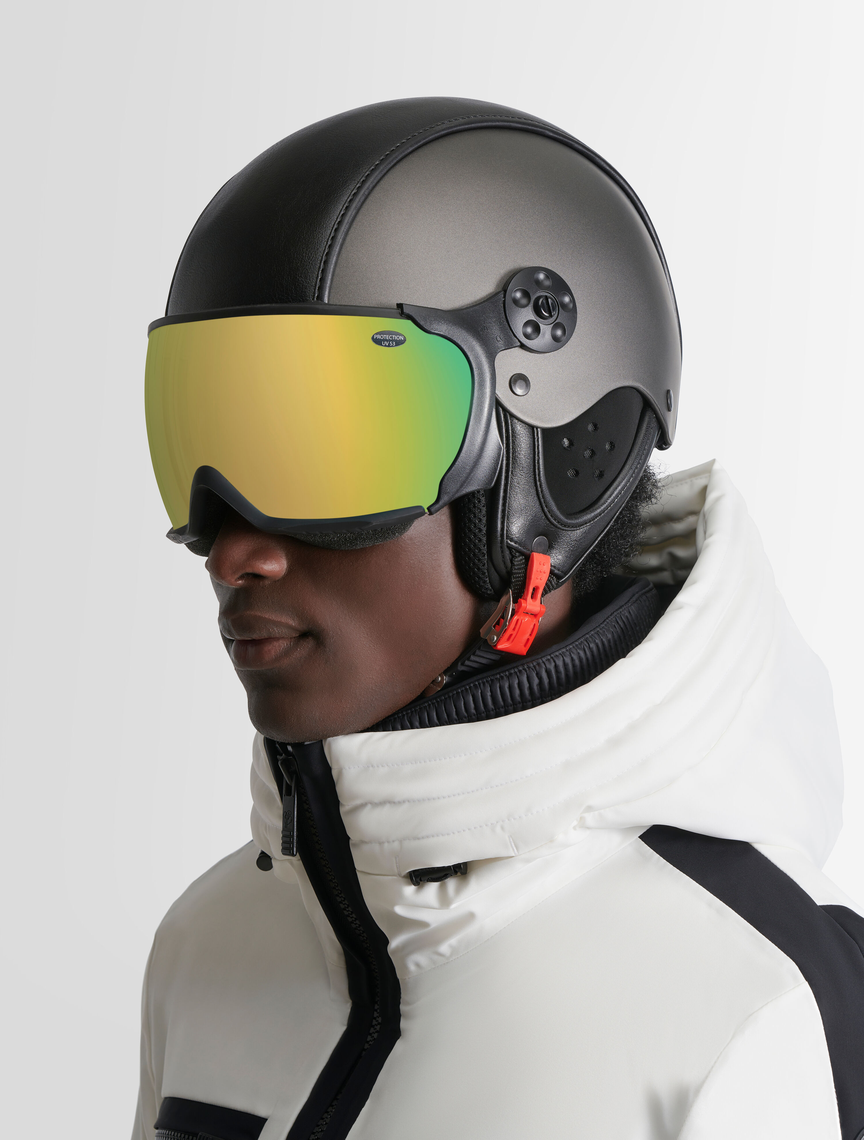 Pace Head visor ski helmet